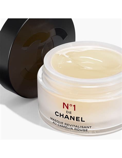 N°1 DE CHANEL REVITALIZING MASK Exfoliates – Evens – 